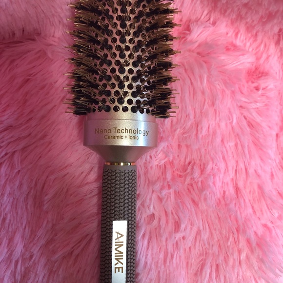 AIMIKE Round Brush, Nano Thermal Ceramic & Ionic Tech Hair Brush, Round Barre... - Picture 6 of 10